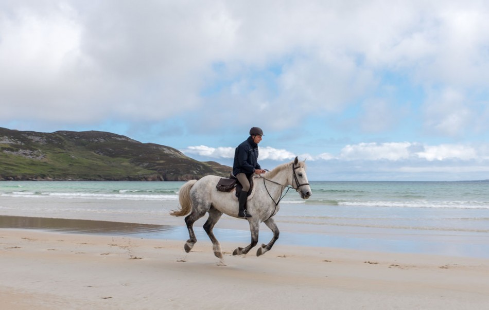 Horse riding on the beach at Dún Fionnachaidh / Dunfanaghy - near Árasáin Bhalor - 4 Star Self Catering Apartments & House, Falcarragh, Ireland